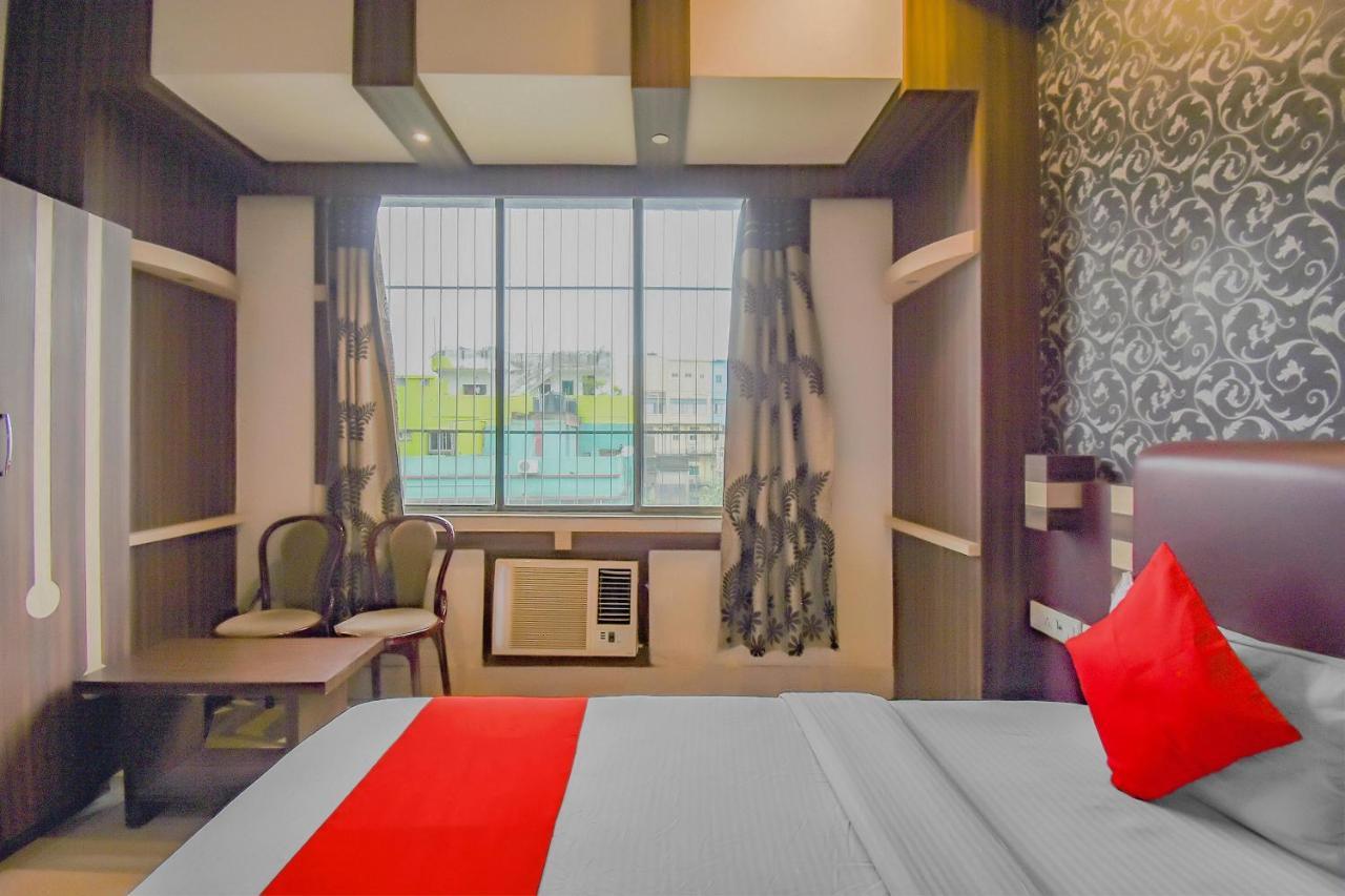 Oyo 1851 Hotel Sefali Deluxe Kolkata Bagian luar foto