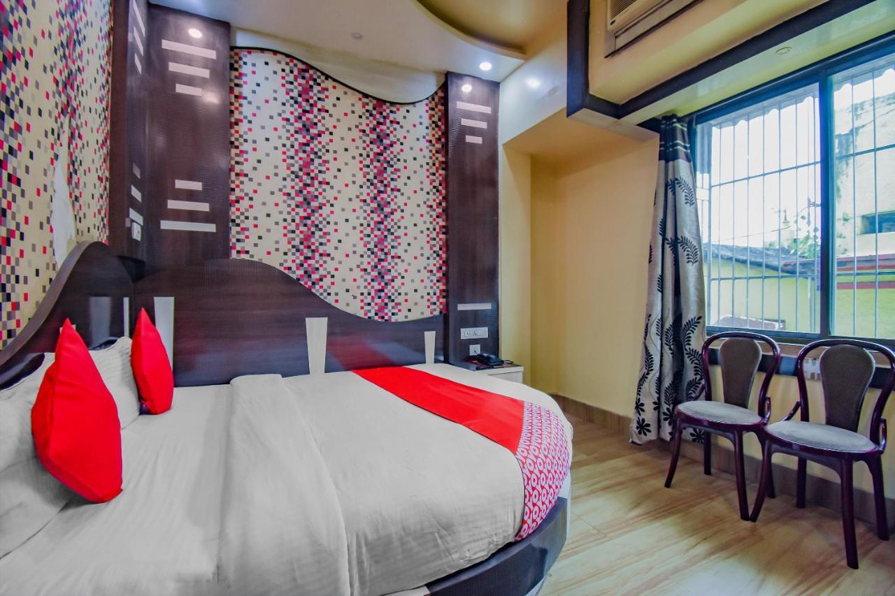 Oyo 1851 Hotel Sefali Deluxe Kolkata Bagian luar foto