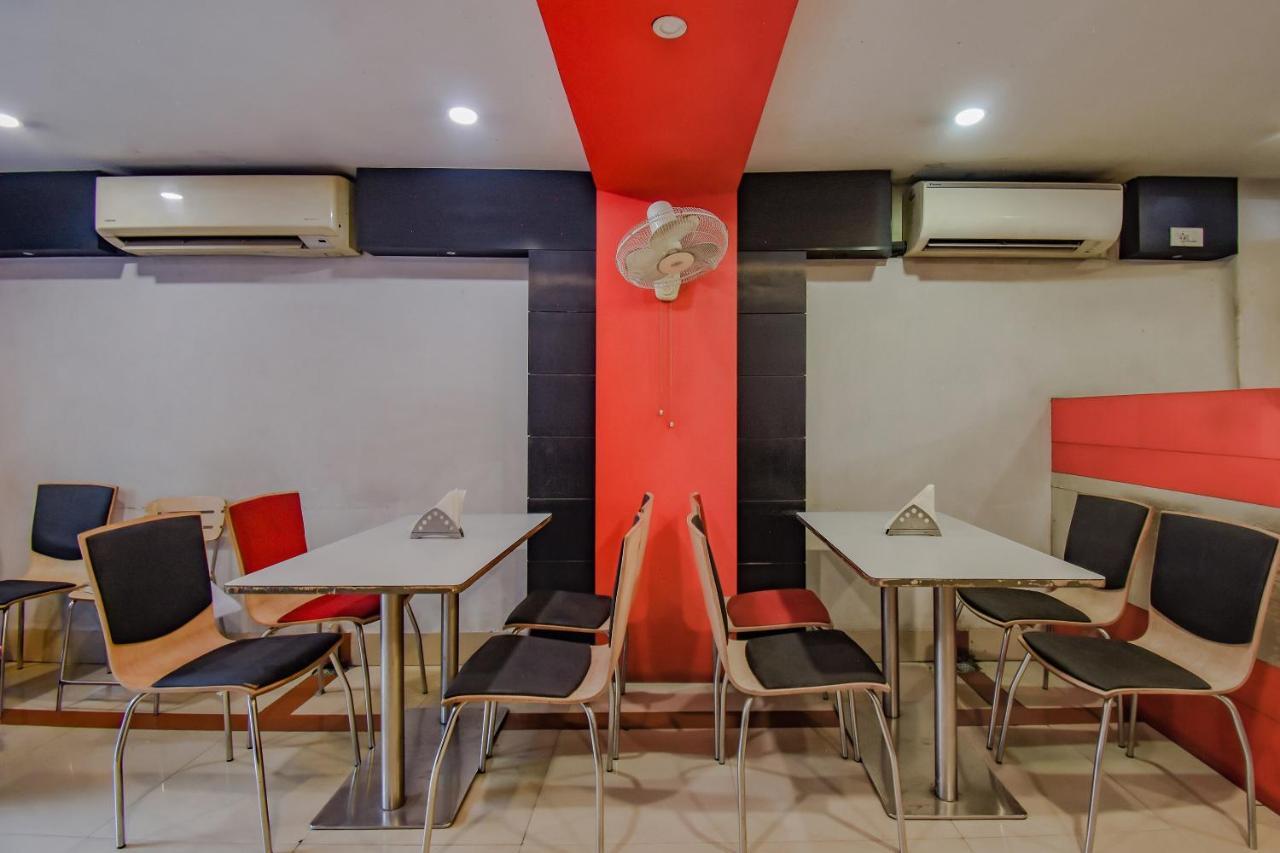 Oyo 1851 Hotel Sefali Deluxe Kolkata Bagian luar foto